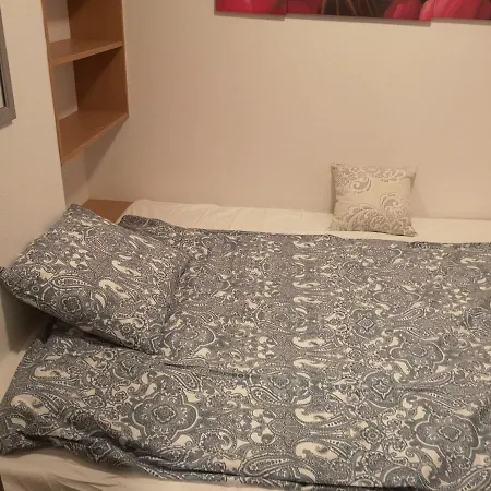 Simonhoehe With Swimmingpool 아파트