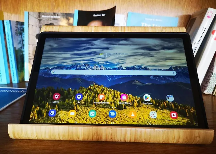 Appartement Simonhoehe Mit Pool דירה Zirkitz